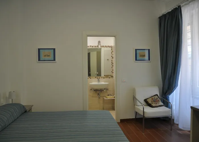 Bed and Breakfast Five 4*