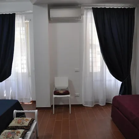 Five Bed & Breakfast Rome