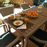 Five Bed & Breakfast Rom