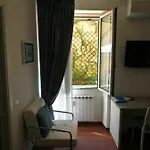 Five Bed & Breakfast 4*